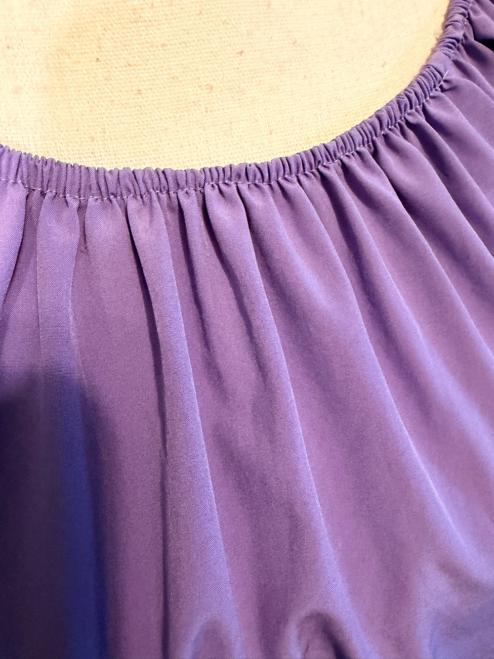 Lilac Ruffle-Sleeve Midi Shift Dress - Picture 4 of 7